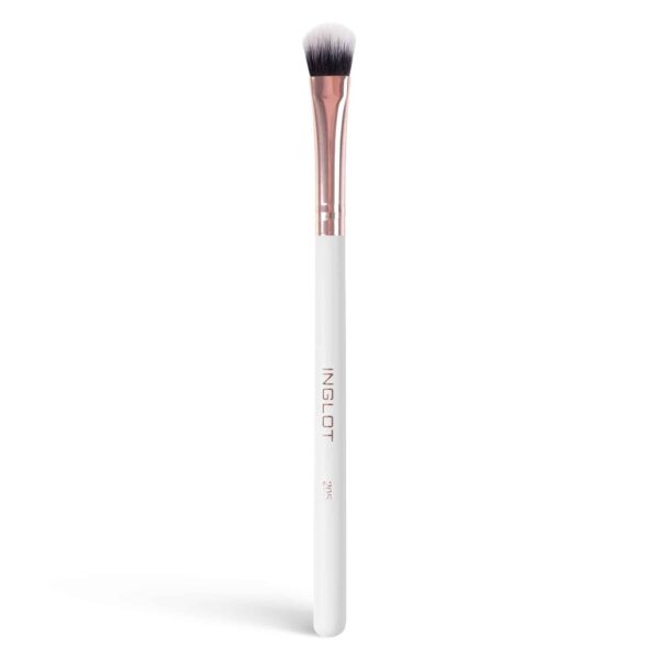 Inglot brush 205